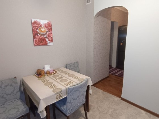 Власник. 2-кімн. квартира, 54 кв.м, 1/9 поверх. Газ. Вул. Бальзака, 26, Троєщина.