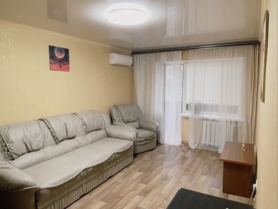 Оренда свіжої 3 кімнатної квартири в центрі міста ( 98 квартал) Кривой Рог
