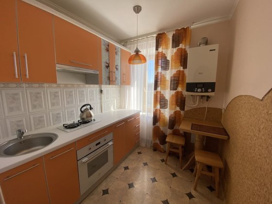 Оренда 1 кімнатної квартири автономне опалення