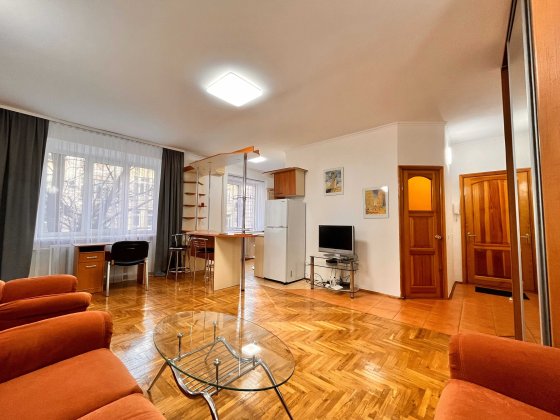 Орендка квартири - Мала Житомирська 10, Майдан Незалежності  / Rent appartment - Mala Zhytomyrska 10