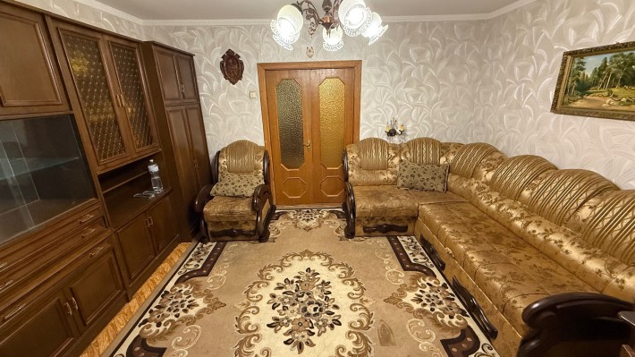 Здам 4-х кімнатну квартиру по вул. Інститутській, 18 поруч з університетом - фото 1