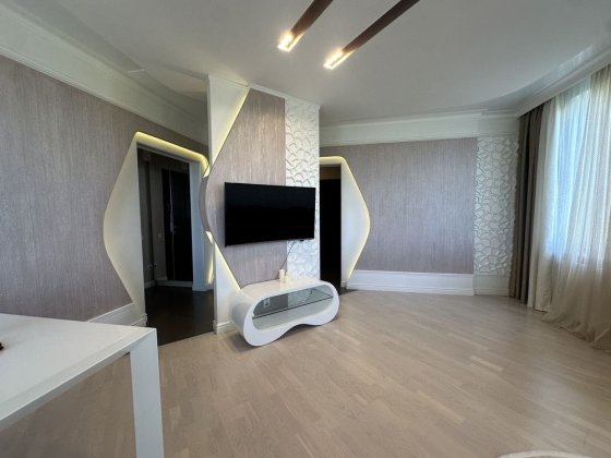 Оренда дизайнерської квартири в центрі