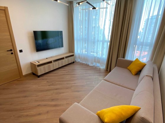 Оренда 1,5 кімн. квартири ЖК Малахіт, Богданівська, 7-В, Соломянка