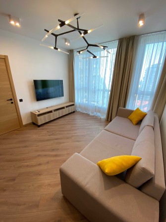 Оренда 1,5 кімн. квартири ЖК Малахіт, Богданівська, 7-В, Соломянка - фото 1
