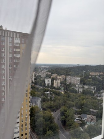 Оренда великої 1к квартири (64м²) з видом на Дніпро, пр-т Науки 69 - фото 1