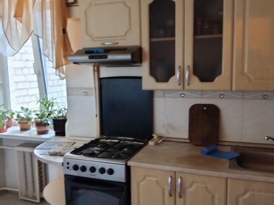 Здається з 19-21.09- 1но к.кв Почайнинська м Тараса Шевченка Киев