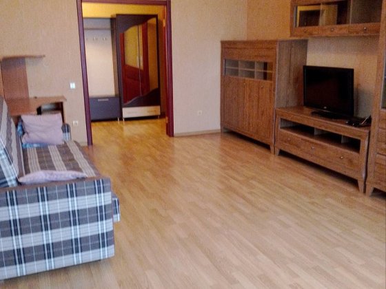 Здаю свою 2х кім. квартиру Бульвар Верховної ради 14Б