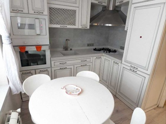 Оренда 4х кімн квартира центр міста, вул. Пластова Ровно