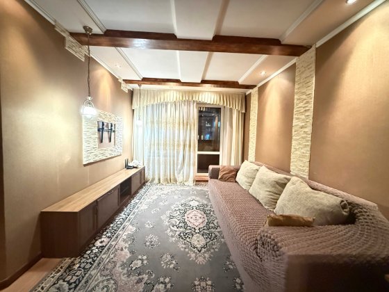Оренда 3 кімн квартири Горлівська 220, метро Вирлиця, Харківська