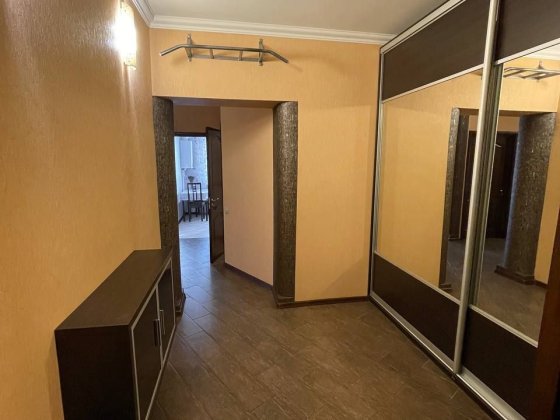 Здам велику з А/О 1 кімн.квартиру в елітному будинку Сумы