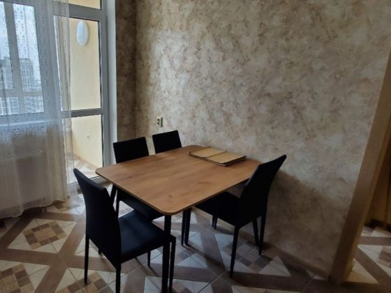 Сдам Свою однокімнатну, 40 м²,  Варшавський квартал, Виноградар,