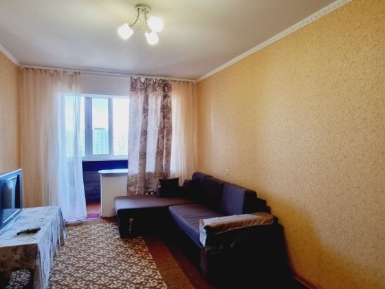 Гарна однокімнатна квартира на Таврійському . Ліфт працює . Херсон