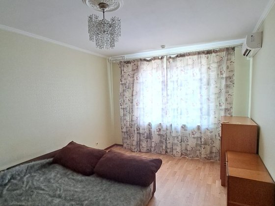 Оренда 1 кімнатної квартири на Позняках вул.Урлівська 34- А