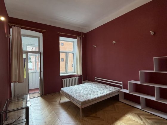 Оренда 1 кімнатноі квартири Поділ( центральна частина) вул Борисоглібська 9/15