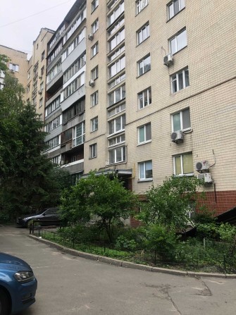 Здам 2 кк вул Ковпака, метро Палац Україна - фото 1