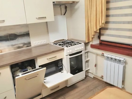 2 кімнатна квартира на 3 поверсі в центрі міста Суми Сумы