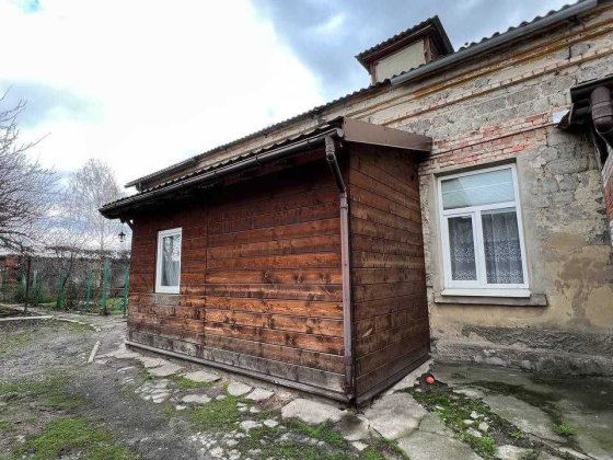 В оренду 2-кімнатна  квартира на землі по вул. 2-га Залізнична Сумы