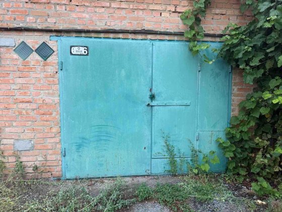 Оренда цегляний двоповерховий гараж