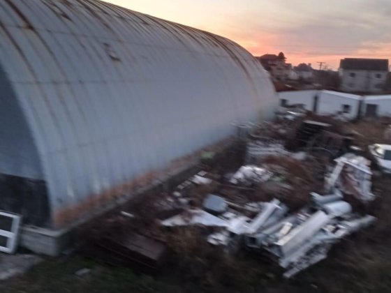 Здам в оренду ділянку 0.38га з ангаром та гаражами в Боярці вул.Десняньска,67 Боярка