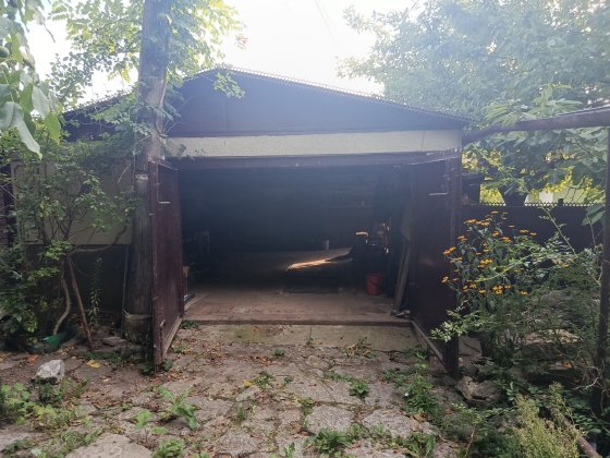 Здам гараж ботанічний сад Каменец-Подольский
