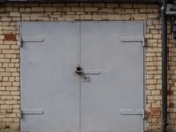 здамо високий гараж під два авто Славянск