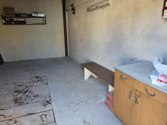 здам гараж район магніта Вараш