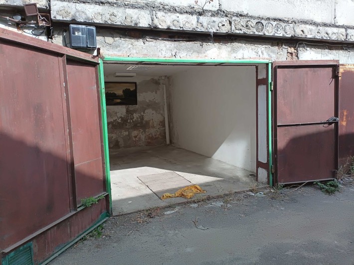 Гараж в ГСК "Юпитер" м. Київ, пр.Науки 119 б - фото 1