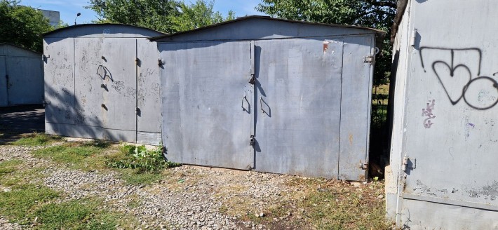 Продам  гараж (ГБК Парковий 16" вул. Івасюка-Покутська 20м2 - фото 1