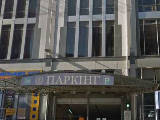 Паркінг Олімпійська Київ