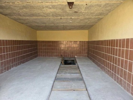 Здам в оренду сухий капітальний гараж (під авто або склад / кладовку) Полтава