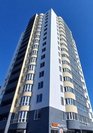 Здається 2 кімнатна квартира в центрі - фото 1