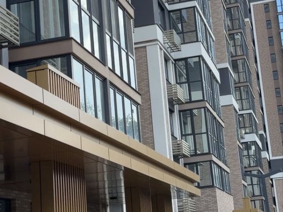 Здається квартира без ремонту в будинку преміумкласу, від власника Киев