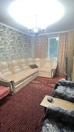 Оренда 1к квартири на першому поверсі, центр міста - фото 1