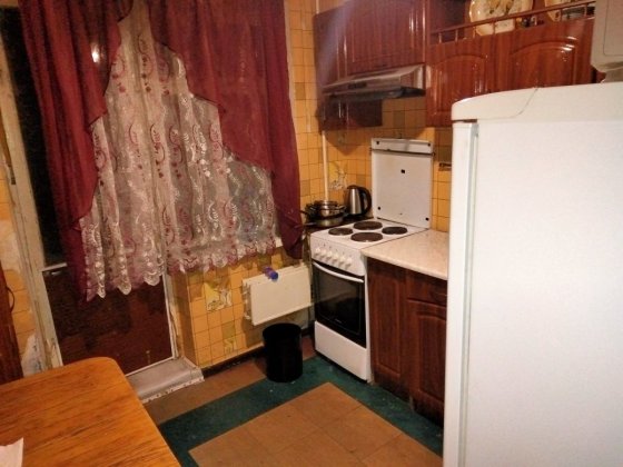 Сдам 1кв.ж/м Тополь-3 Запорожское шоссе дом 72