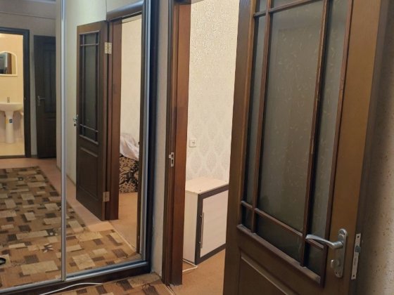 Оренда 1 кімнатної квартири терміном на 1-2 міс на Київській