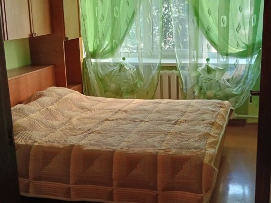 Оренда трьохкімнатної квартири на короткий термін в центрі міста