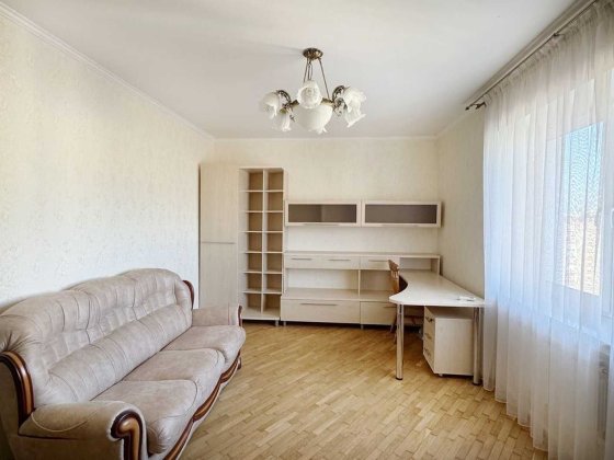 Оренда 2-к квартири низ вул Робоча