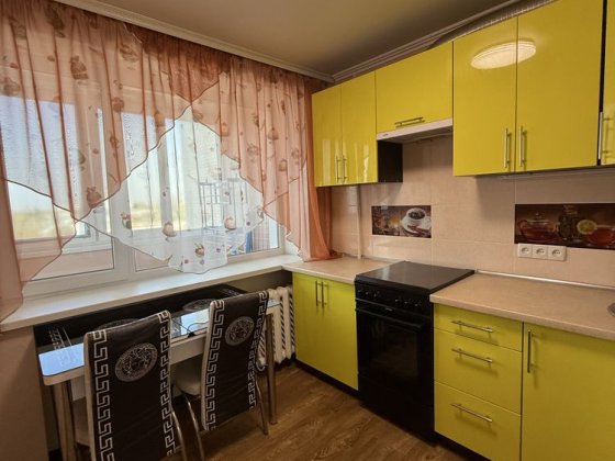 Сдам в аренду 2 ком.кв .Хортицкий район ул.Зап.Казачества