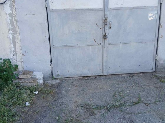 Сдам в аренду гараж, кооператив "Автолюбитель"  капит 20 кв м +подвал, Херсон