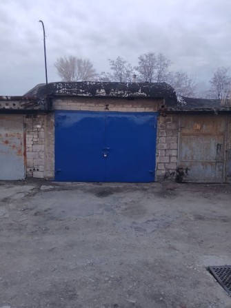 Сдам чистый капитальный гараж район завода Потоки, (свет ,вода круглосуточно без отключения) - фото 1