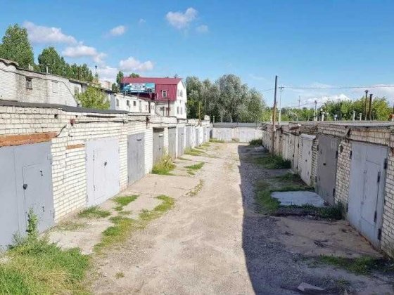 Сдам  капитальный гараж в Приднепровске Дніпро