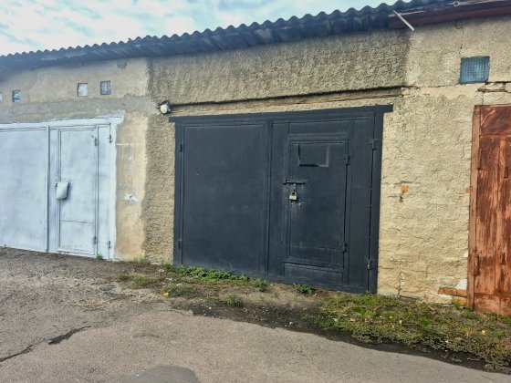 Оренда гаража на Крошні