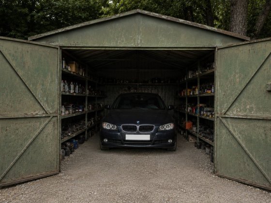 Гараж під склад. ВЕЛИКИЙ, СУХИЙ.2500грн.Осипенк рн Запорожье