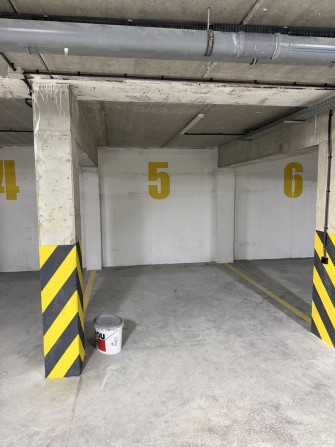 Оренда паркомісця вул. Меблярська 19 (бічна Зеленої, недалеко від Infinity Park) - фото 1