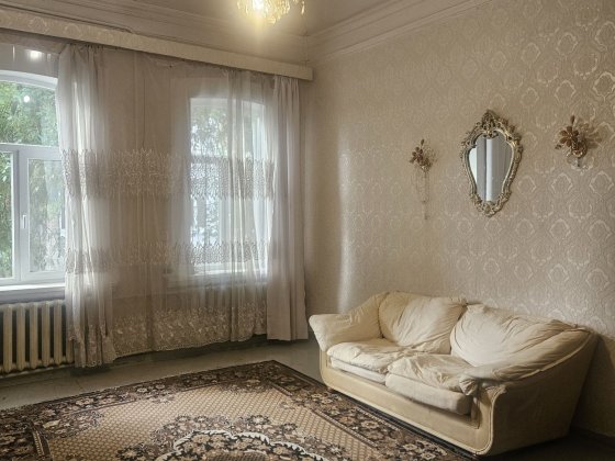 Сдаю  2к квартиру в центре с автономкой , есть автопарковка Кропивницкий