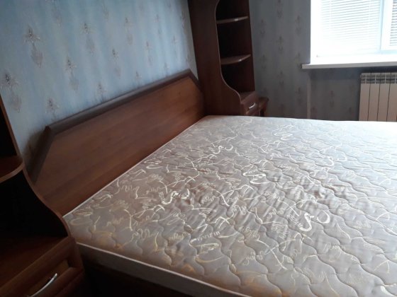 Здам  2-х квартиру в центрі  можно для 2-3 хлопців з ЗСУ на місяць або надовго