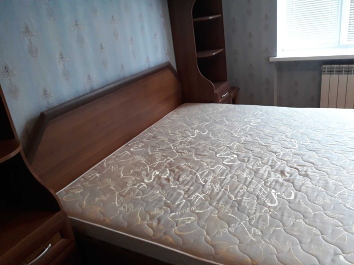 Здам  2-х квартиру в центрі  можно для 2-3 хлопців з ЗСУ на місяць або надовго - фото 1