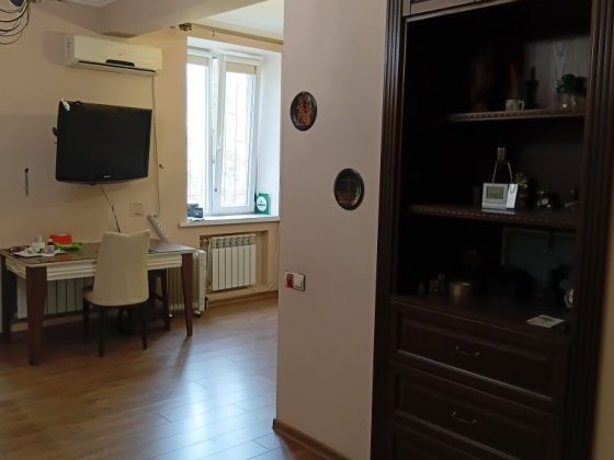 Здам 2х кімнатну квартиру в центрі Запоріжжя Запорожье