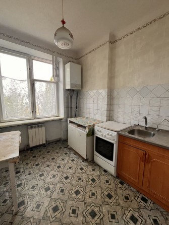 Оренда 4-кімнатної Центр міста біля МакДональдз. - фото 1