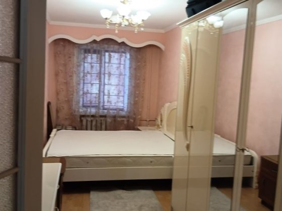 Зам 3х кімнатну квартиру в центрі міста Запорожье